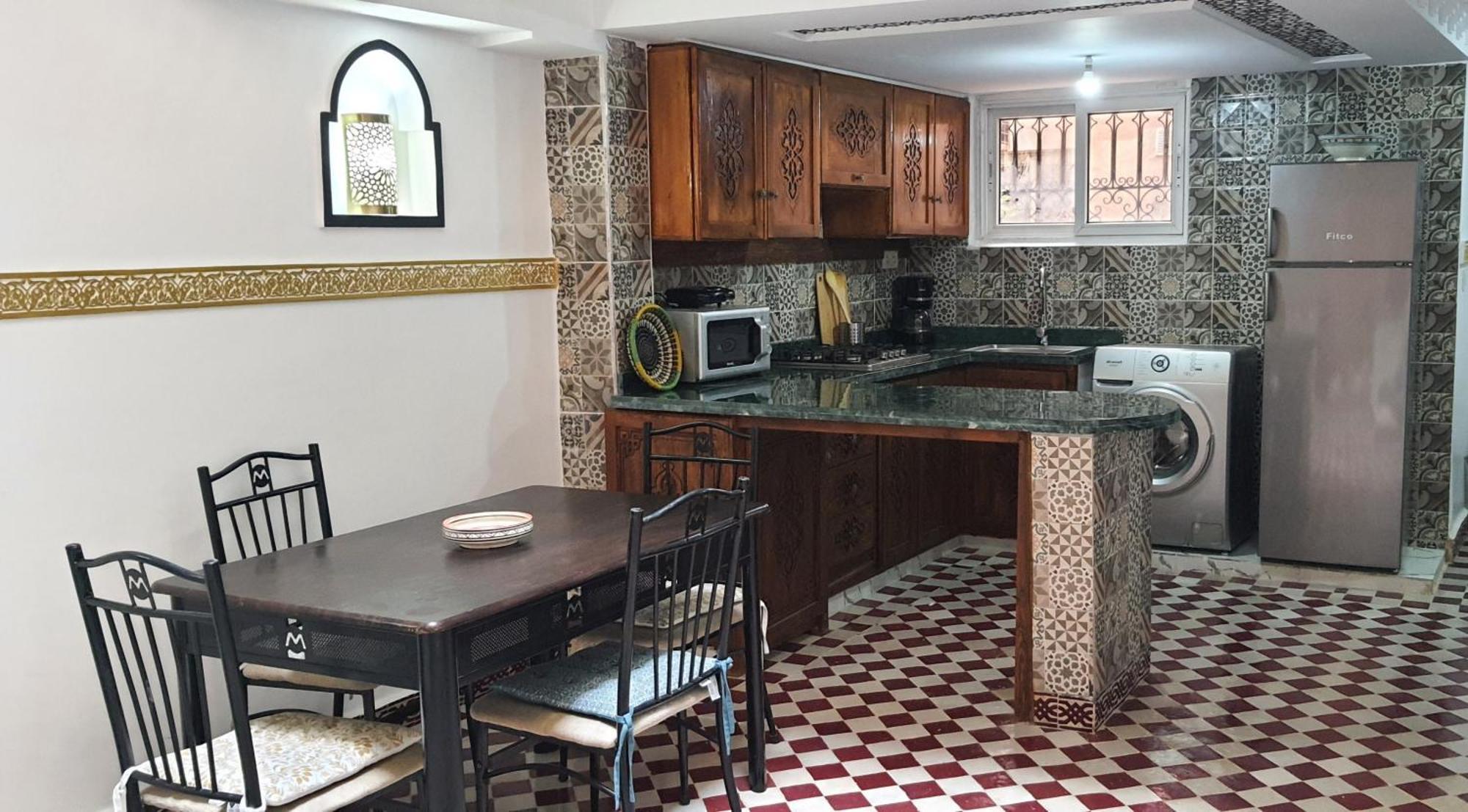 Quarya Assiyahia - Riad Camilia- Maison Entiere Avec Piscine Марракеш Экстерьер фото